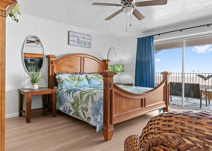 1 Bedroom Condo On The Boardwalk By The Inlet