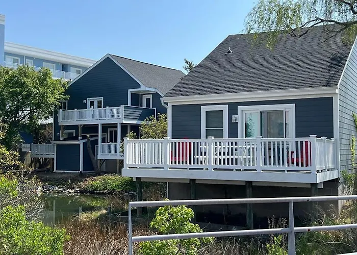 La Vista Bay-114 - 75Th St -A