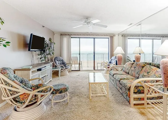Sandy Square 404