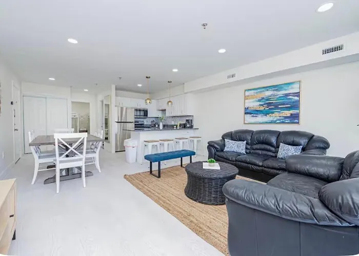 Modern Renovated Condo - 90 Steps To Beach - Ocmd