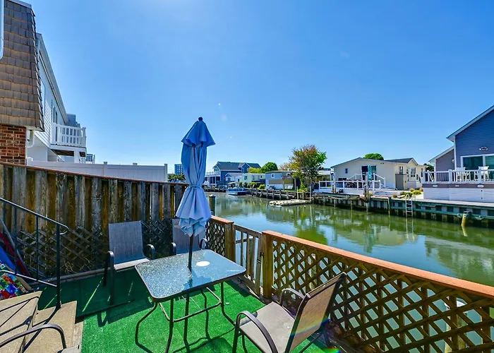 Deck W/ Canal Access: Ocean City Townhome