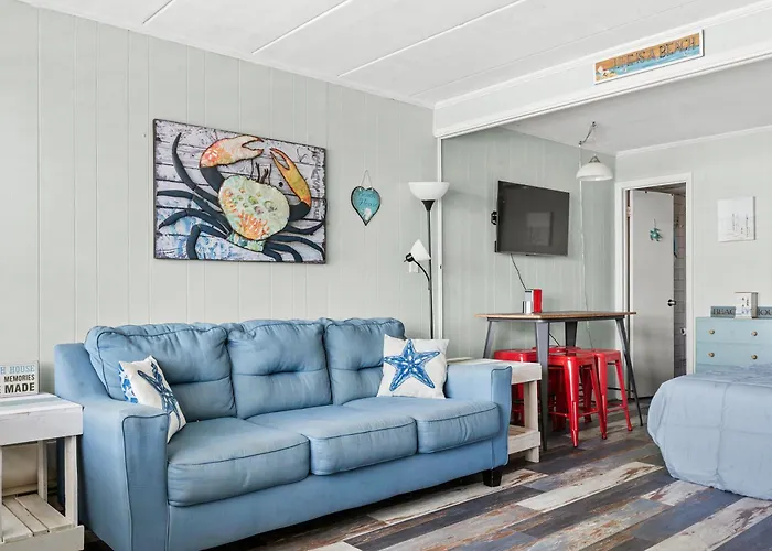 Beachy Studio Condo With Pool And Steps From The Oc Boardwalk