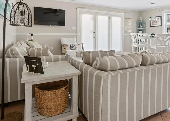 Relaxing Bayside Retreat