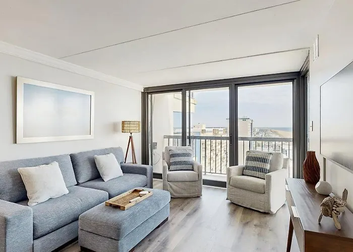 Stunning Oceanfront Condo With Private Balcony Pools Game Room & Beach Access