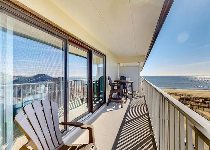 Water View Condo With Beach And Pool Access - Balcony Washer & Dryer And Central Ac