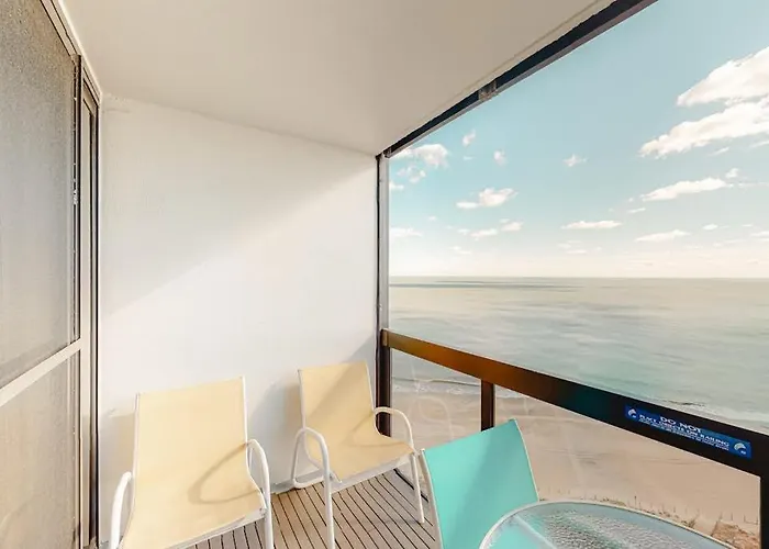 Updated Oceanfront Condo With Ample Balcony Ac Pools Gym & Sauna