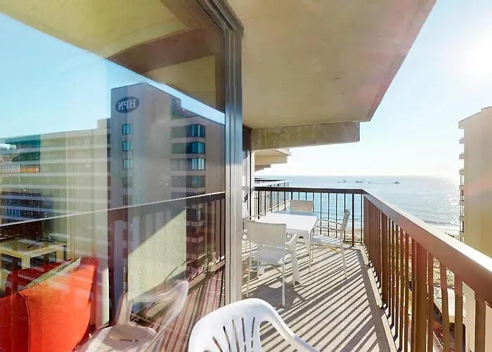 Coastal Condo With Pools Game Room Gym Sauna & Central Ac