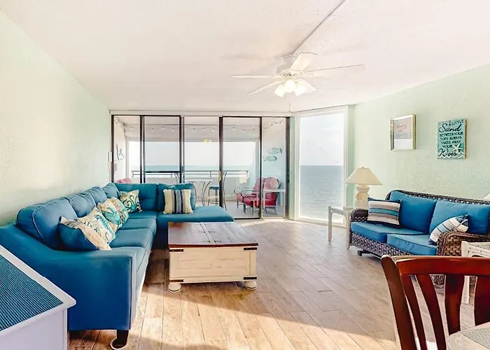 Oceanfront Condo With 2 Balconies Ocean & Bay Views Wifi & Shared Pool