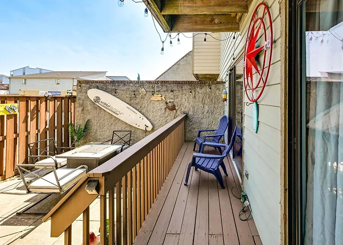 Cozy Off-Season Ocean City Condo W/ Fire Table