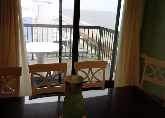Amazing Oceanfront Bylevel Penthouse