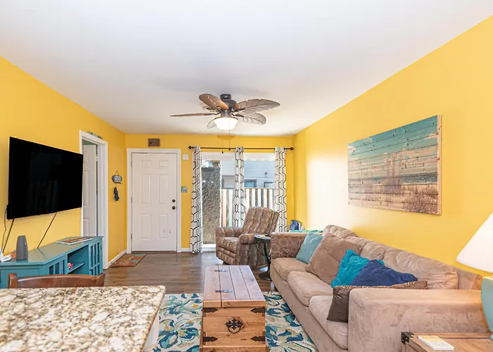 Uptown Oc 2 Bedroom With Pool Sauna And Pickleball