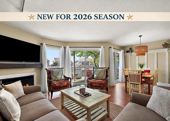Spacious Recently Updated Bayside 4 Bedroom