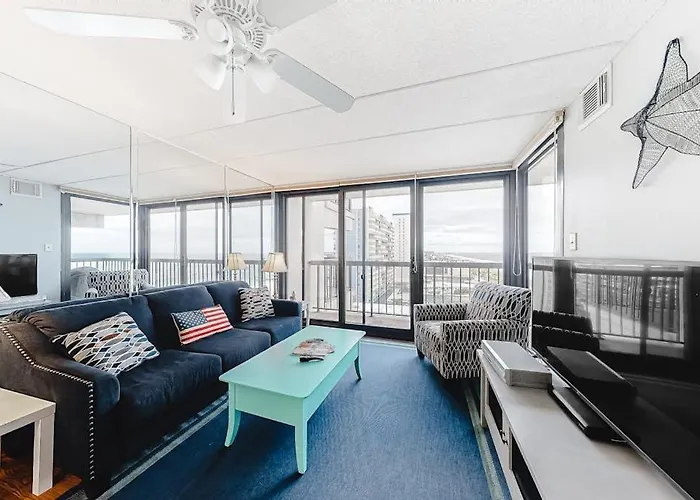 Ocean-View Getaway With Balcony Ac Pools Saunas Tennis & Gym