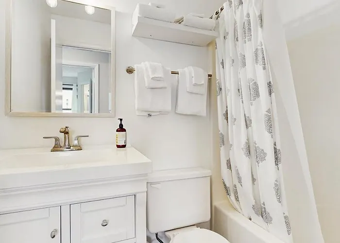 Sunny Ocean City Condo With Private Balcony & Laid-Back Comfort