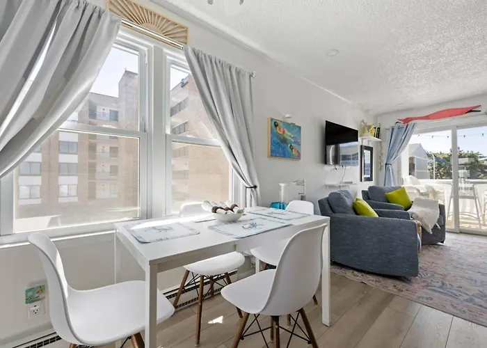 Ocean Block Retreat Pet Friendly