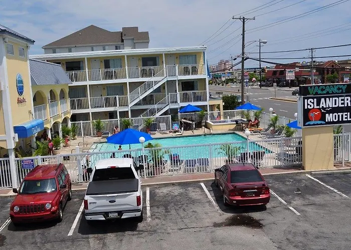 Islander Motel