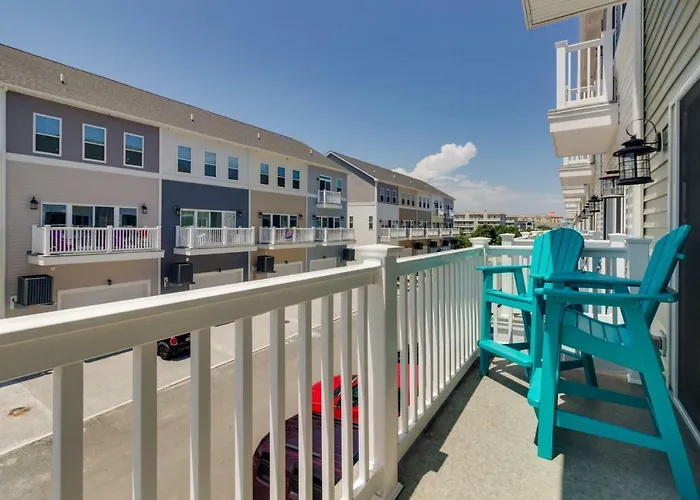 Broad Marsh Beach House