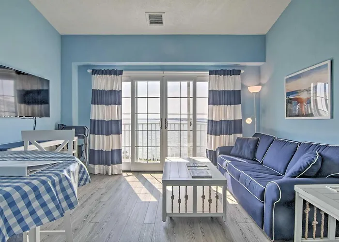 Walk To Beaches & Restaurants: Ocean City Condo